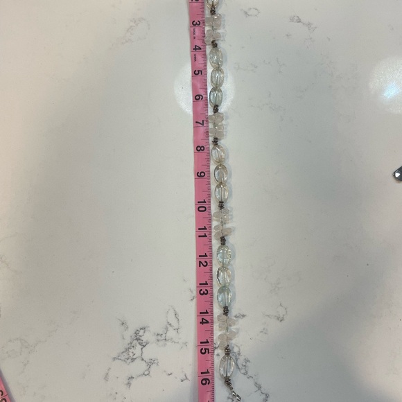 🌸 Gorgeous Quartz Stone Pastel Necklace - Picture 7 of 7